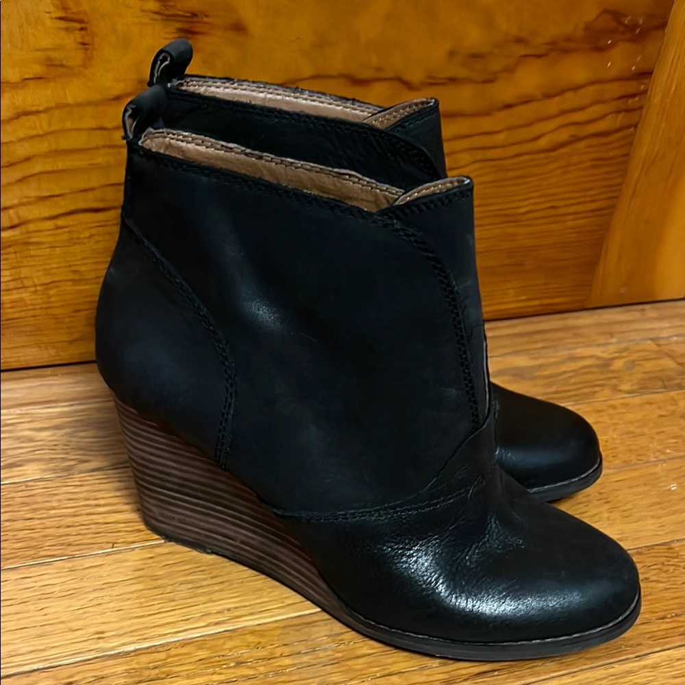 Lucky Brand LP- Yinan Black Leather Stacked Heel Wedge Slip on Booties, Size 7.5
